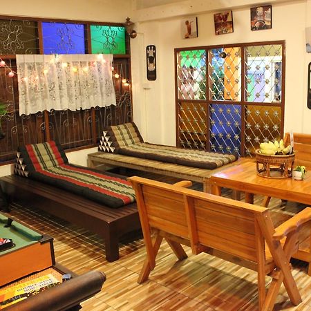 Absolute House Hostel Τσιάνγκ Μάι Εξωτερικό φωτογραφία