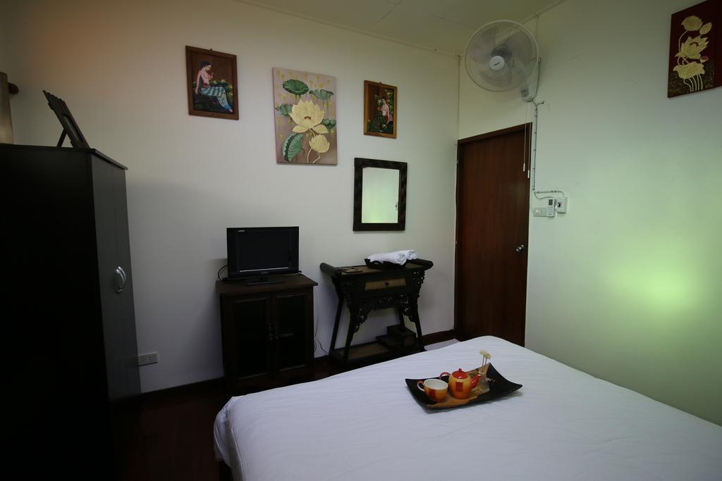 Absolute House Hostel Τσιάνγκ Μάι Δωμάτιο φωτογραφία