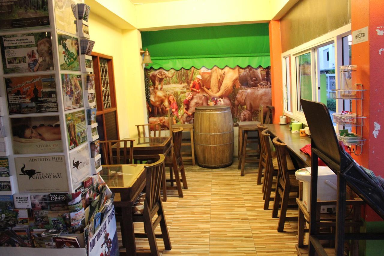 Absolute House Hostel Τσιάνγκ Μάι Εξωτερικό φωτογραφία