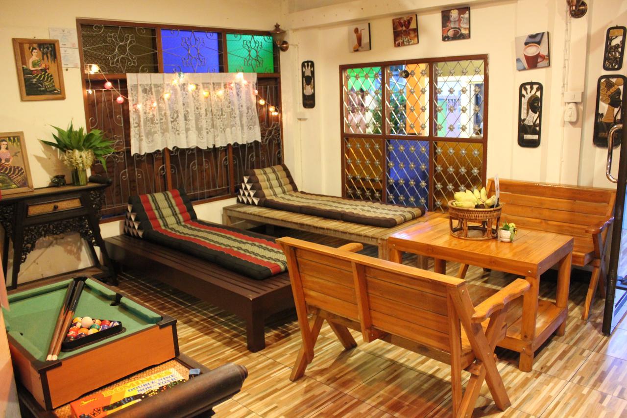 Absolute House Hostel Τσιάνγκ Μάι Εξωτερικό φωτογραφία