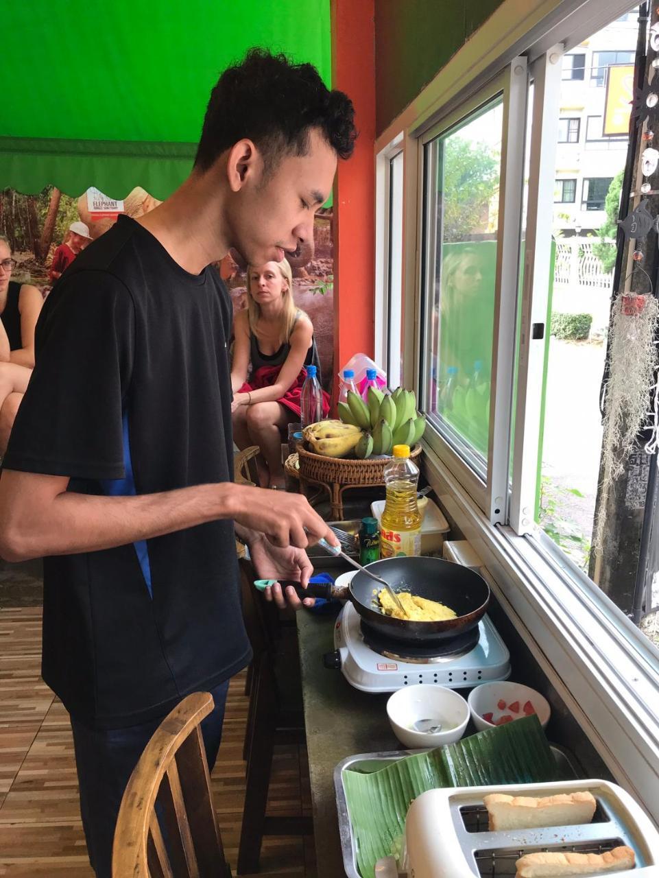 Absolute House Hostel Τσιάνγκ Μάι Εξωτερικό φωτογραφία