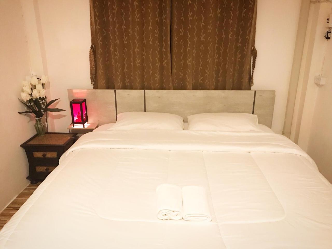 Absolute House Hostel Τσιάνγκ Μάι Εξωτερικό φωτογραφία